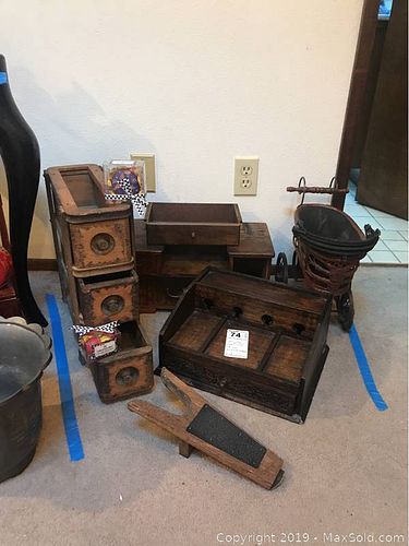 Lot #0074 (1 of 12)