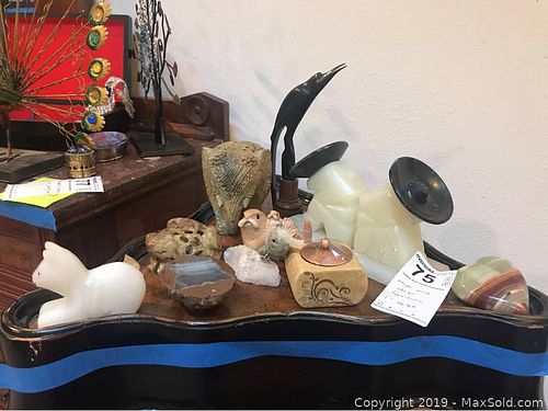 Lot #0075 (1 of 9)