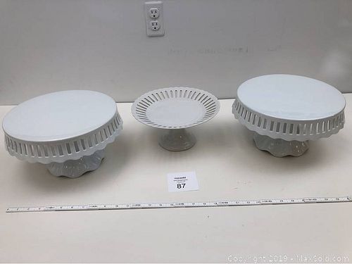 Lot #0087 (1 of 10)
