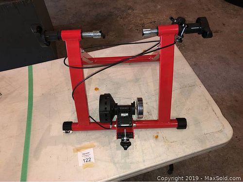 Lot #0122 (1 of 5)