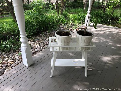 Lot #0158 (1 of 4)