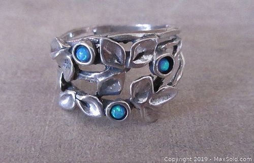 Lot #0117 (1 of 4)