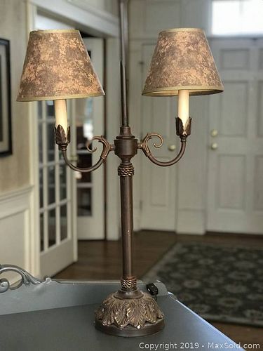 Lot #0015 (1 of 4)