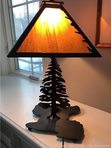 Lot #0054 (1 of 11)