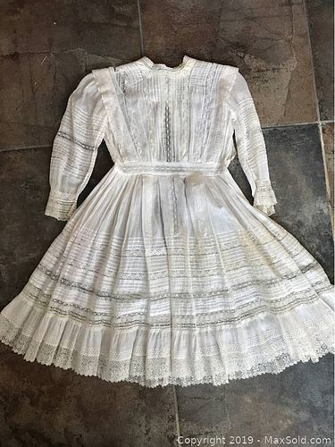 Lot #0066 (1 of 15)