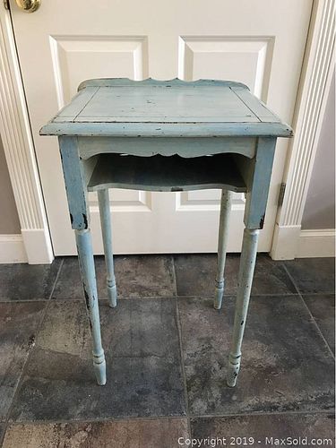 Lot #0152 (1 of 11)