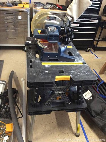 Lot #0374 (1 of 17)