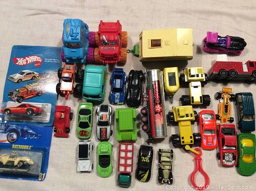 Lot #0029 (1 of 8)