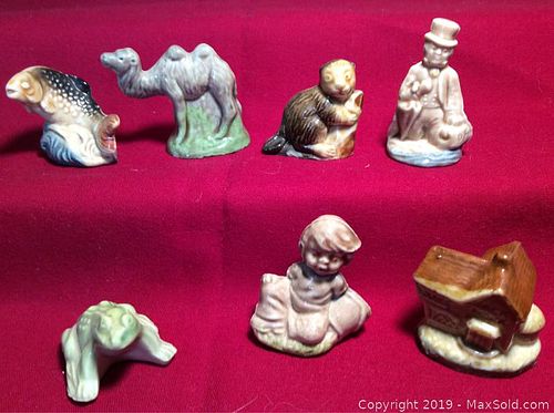 Lot #0043 (1 of 9)