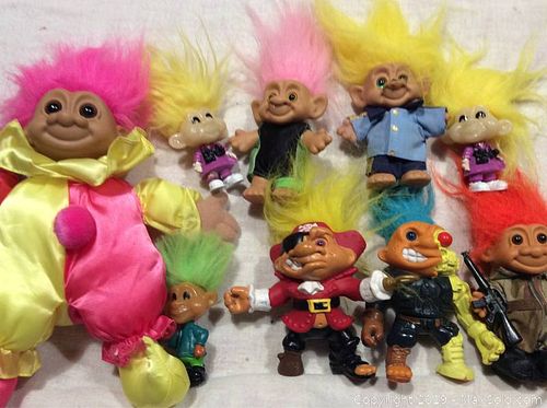 Lot #0052 (1 of 5)