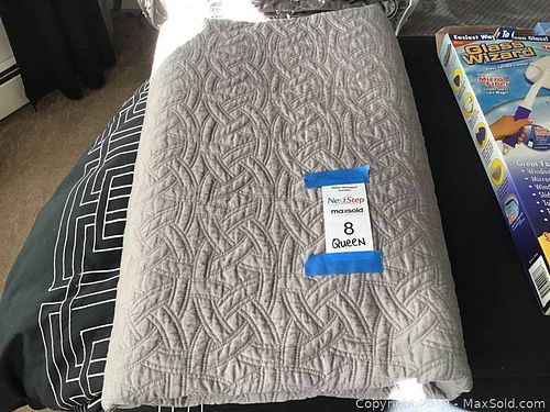 Lot #0008 (1 of 2)