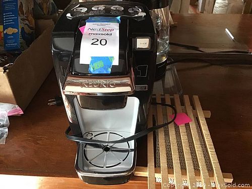 Lot #0020 (1 of 3)