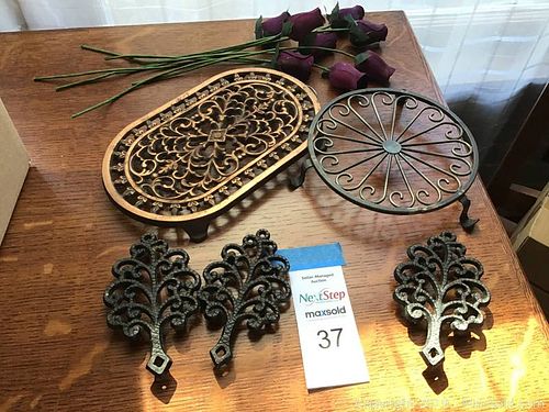 Lot #0037 (1 of 5)