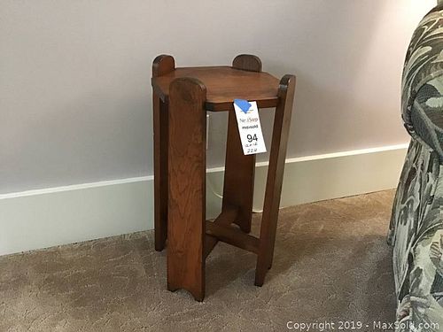 Lot #0094 (1 of 4)