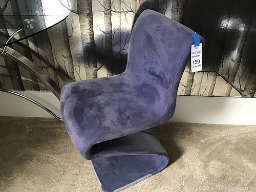 Lot #0611 (1 of 4)