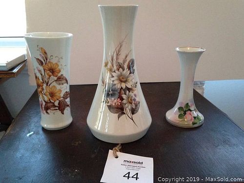 Lot #0044 (1 of 11)