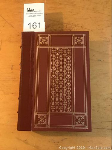 Lot #0161 (1 of 7)
