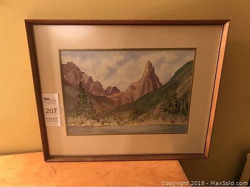 Lot #0207 (1 of 8)