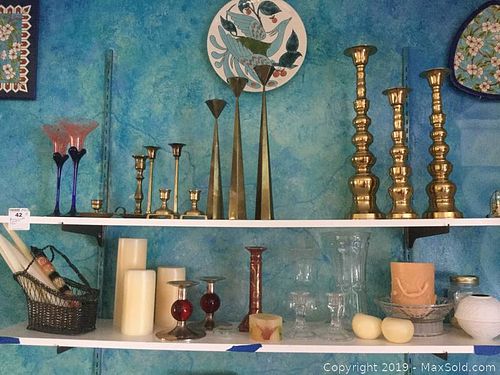 Lot #0042 (1 of 16)