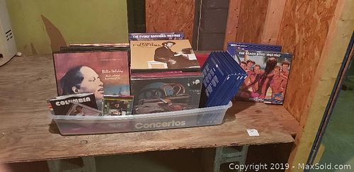 Lot #0072 (1 of 8)