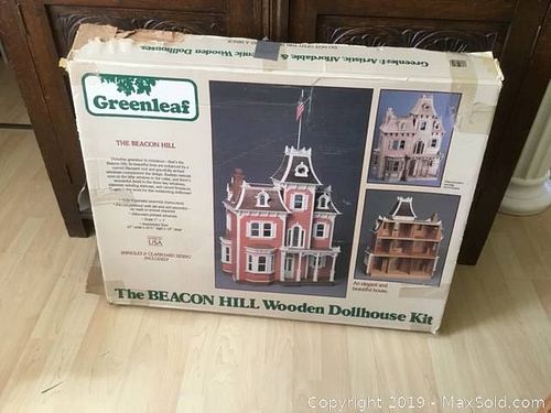 Lot #0176 (1 of 3)
