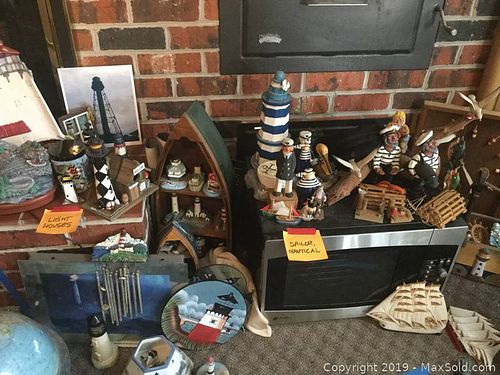 Lot #0301 (1 of 21)
