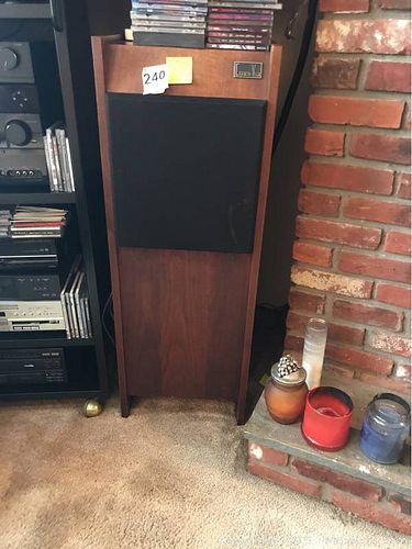 Lot #0240 (1 of 6)
