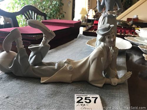 Lot #0257 (1 of 5)