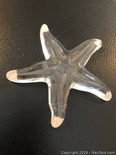 Lot #0029 (1 of 4)