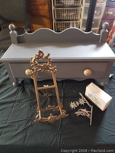 Lot #0004 (1 of 5)