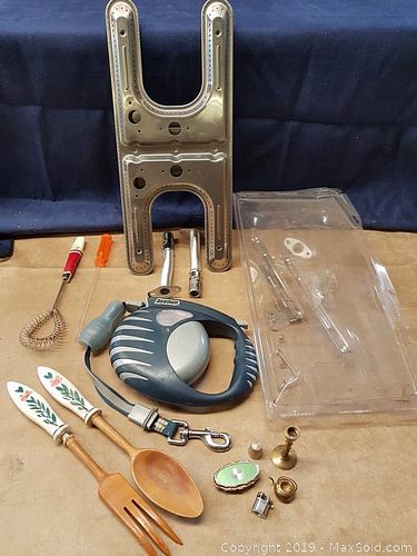 Lot #0054 (1 of 8)