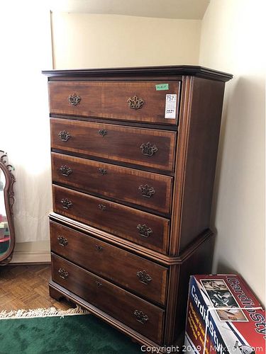 Lot #0757 (1 of 12)