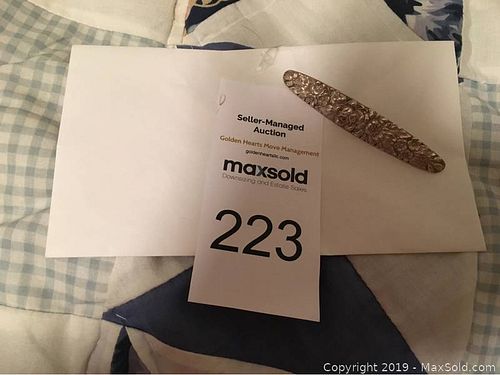 Lot #0223 (1 of 3)