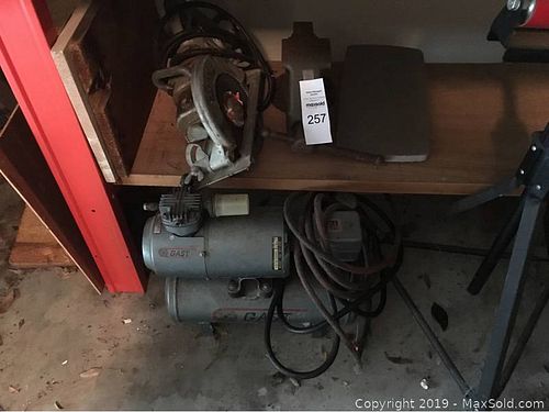 Lot #0257 (1 of 4)