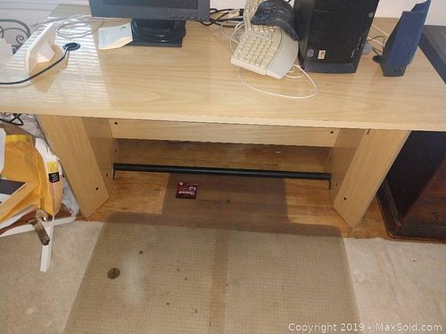 Lot #0011 (1 of 4)