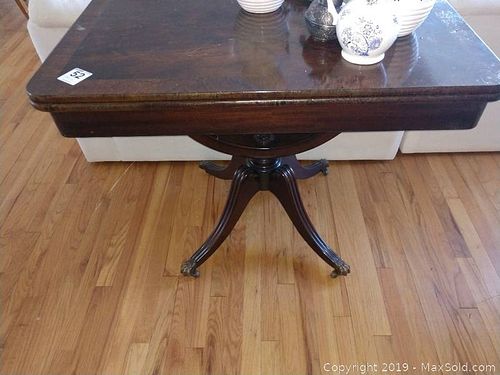 Lot #0052 (1 of 5)
