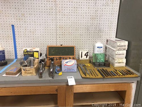 Lot #0544 (1 of 11)