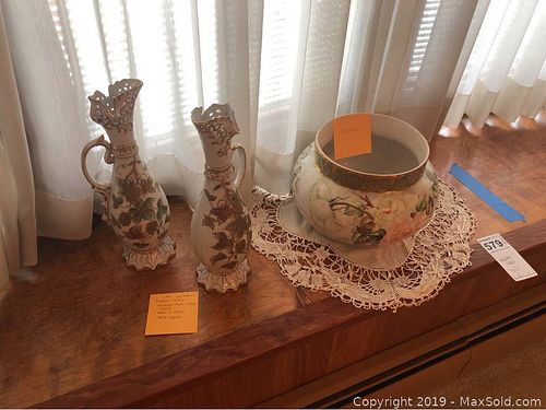 Lot #0579 (1 of 13)