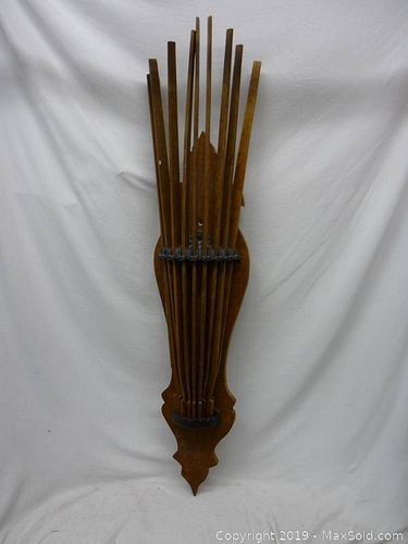 Lot #0025 (1 of 6)