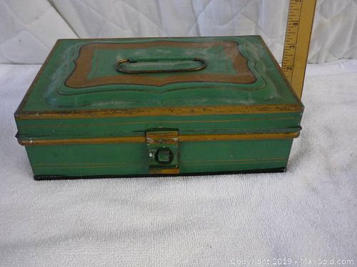 Lot #0067 (1 of 5)
