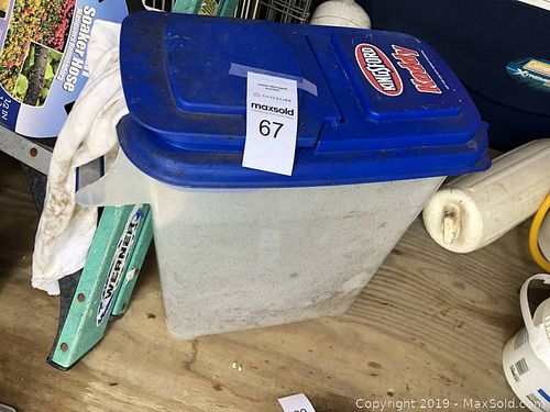 Lot #0067 (1 of 2)