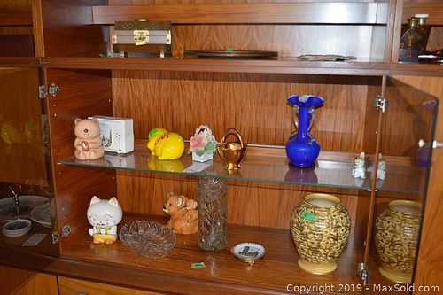 Lot #0320 (1 of 10)