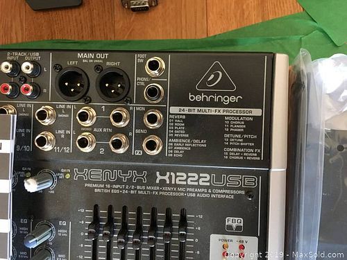 Lot #0524 (1 of 7)