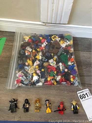 Lot #0601 (1 of 6)