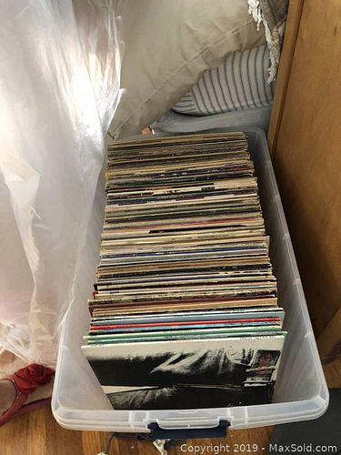 Lot #0030 (1 of 6)