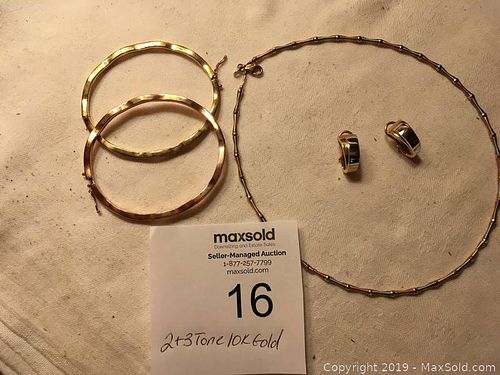 Lot #0016 (1 of 5)