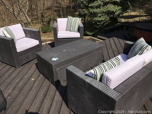 Lot #0048 (1 of 5)