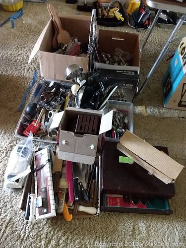 Lot #0015 (1 of 12)