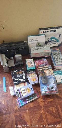 Lot #0021 (1 of 11)