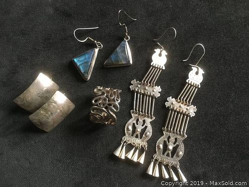 Lot #0064 (1 of 5)